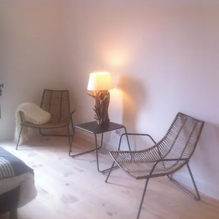 La Maison Rouge d'Uzes B&B-3