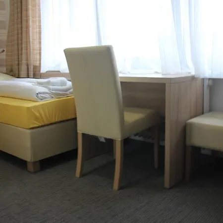Airport-Hotel zum Taubengrund-3