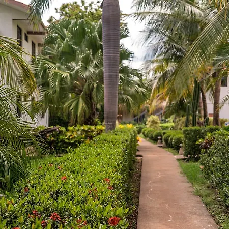 Drift Away Eco Lodge-2