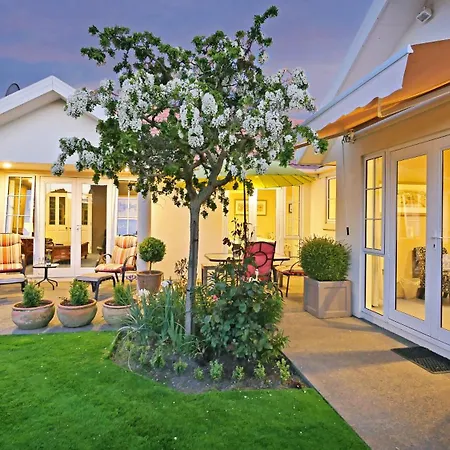 Olive House Bed And Breakfast-3