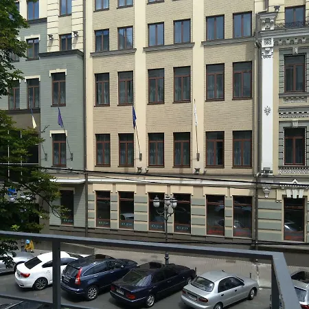 Grand Apartments-3