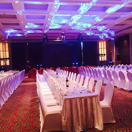 Parkline Century Park Hotel Shanghai-2