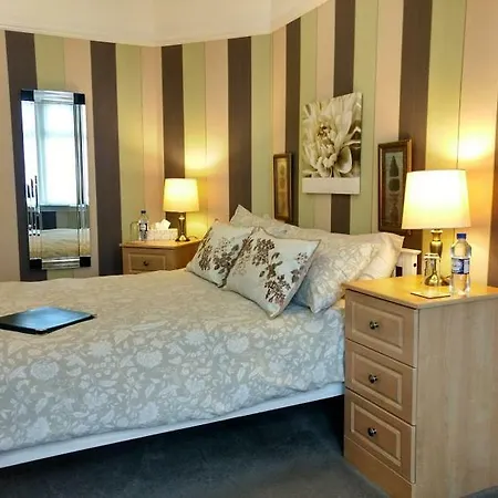 Rutland West Guest House-2