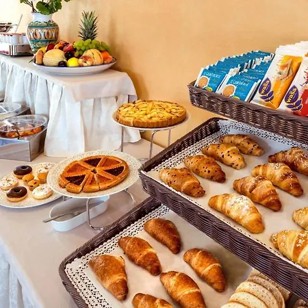 Hotel Capriolo-2