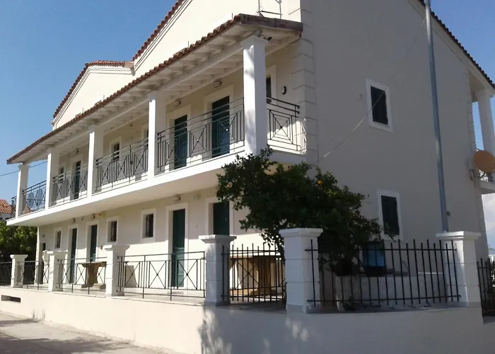 Umbrella Beach Apartments Kávos