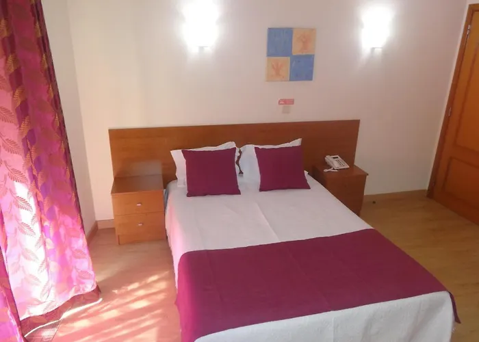 Hotel Bonjardim