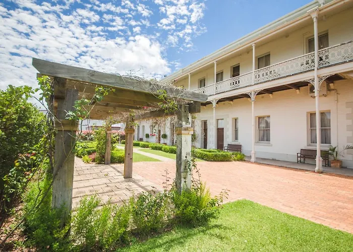 Denison Boutique Hotel