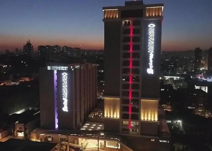 Monaco Hotel & Convention By Easy Class