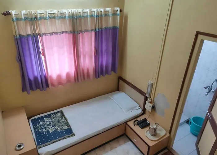 Hotel Ayodhya