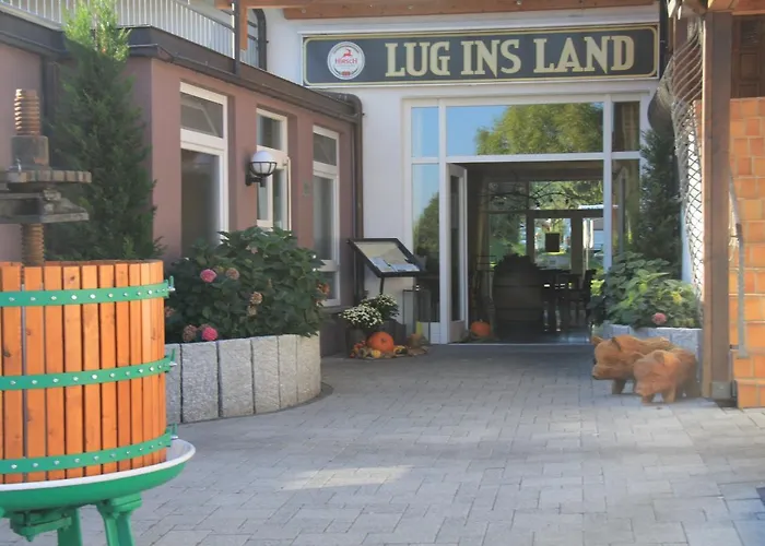 Lug Ins Land Restaurant & Ferienwohnungen