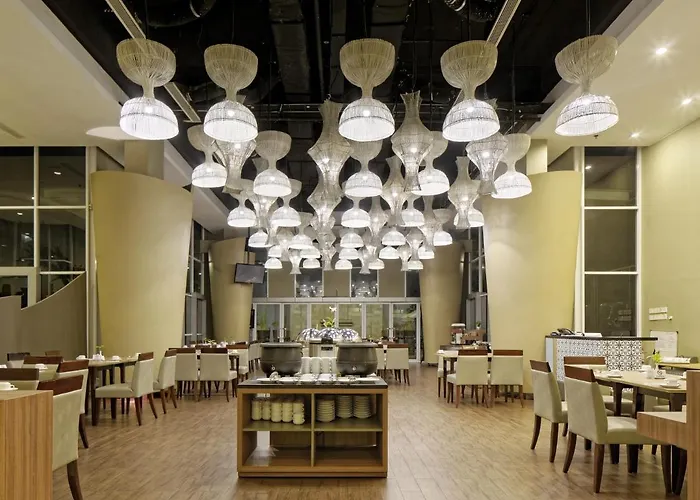 Howard Johnson By Wyndham Pekalongan