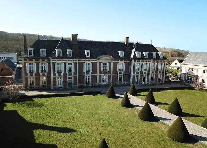 Le Chateau de Chantereine