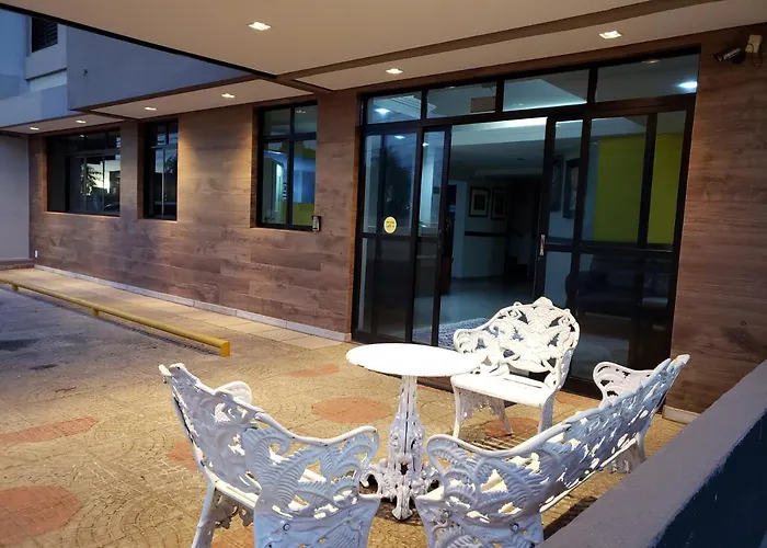 Paradise Hotel