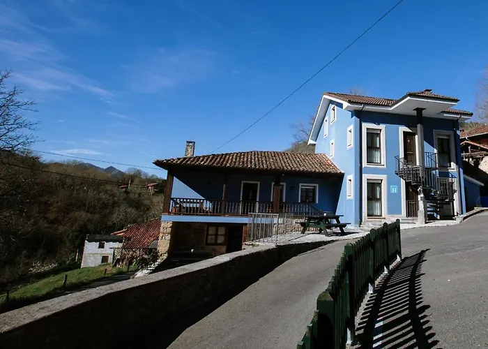 La Casona De Cardes