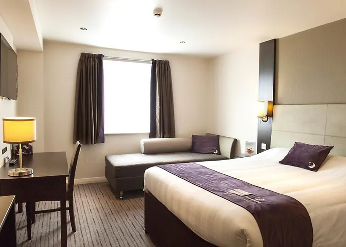 Premier Inn Luton Town Centre