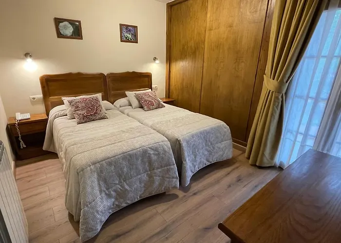 Hotel Rural Peña Castil