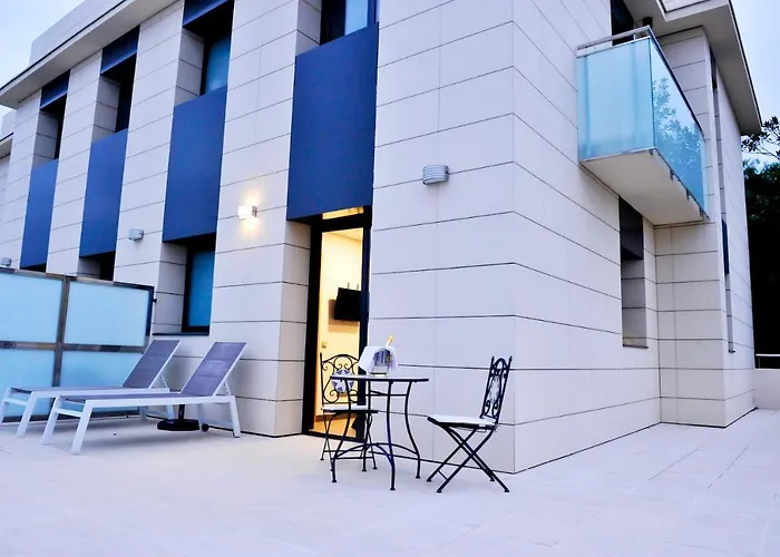 6 Bis Hotel