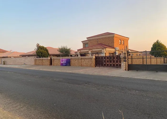 Nimza K Guesthouse