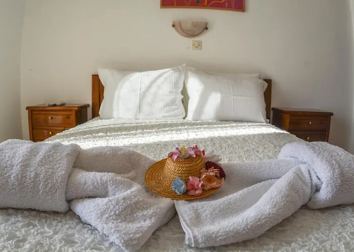 Thalia Rooms