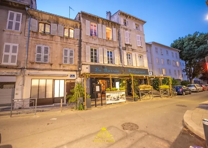 L'EXCELLENCE AVIGNON - Suite LUXE SAUNA, HAMMAN&JACCUZZI