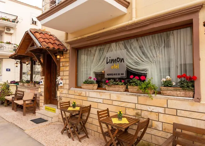 Limon Otel Foca