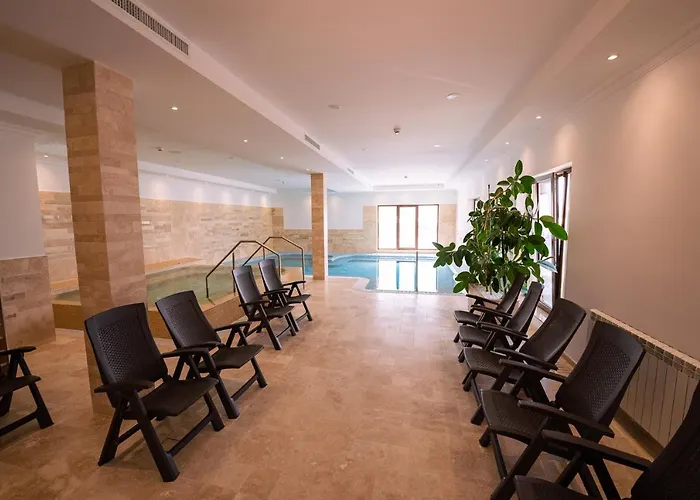 Hotel River