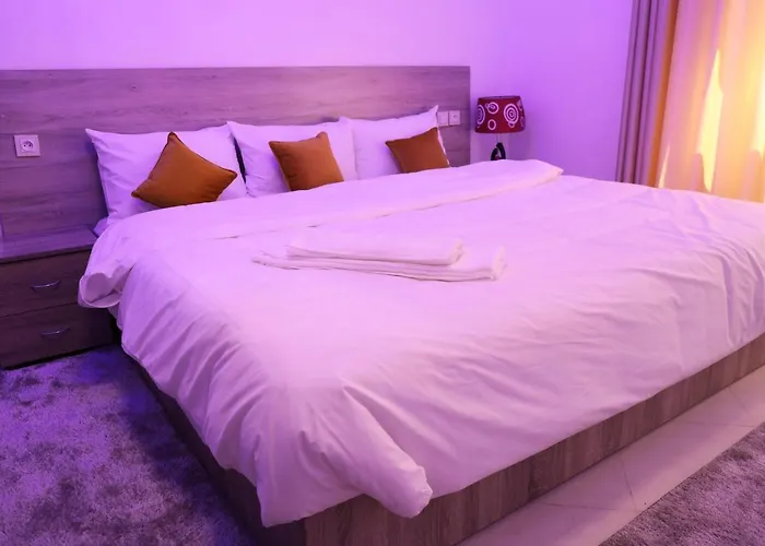 Hotel Noon