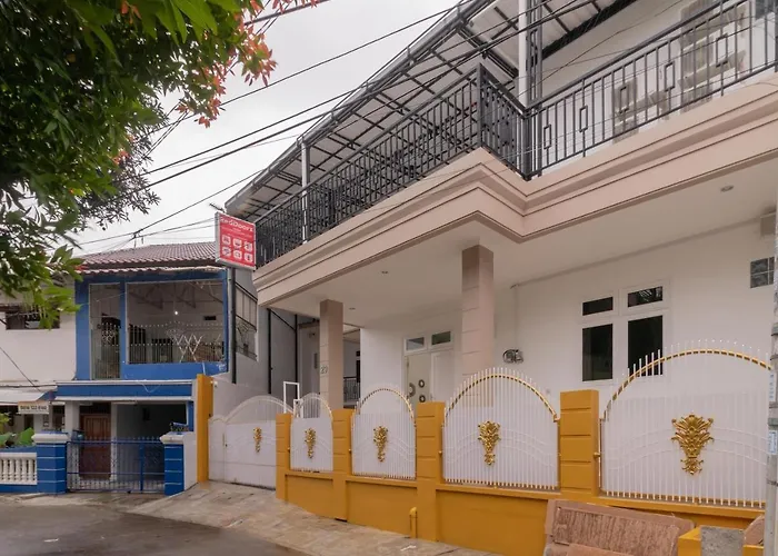 Reddoorz Syariah Near Summarecon Mall Bekasi
