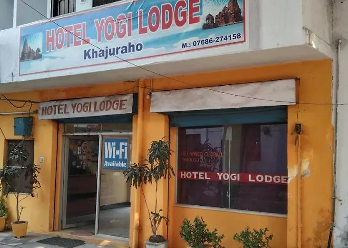 Hotel Yogi Lodge