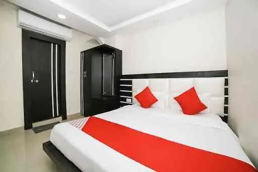 Hotel Veer Bhumi Palace