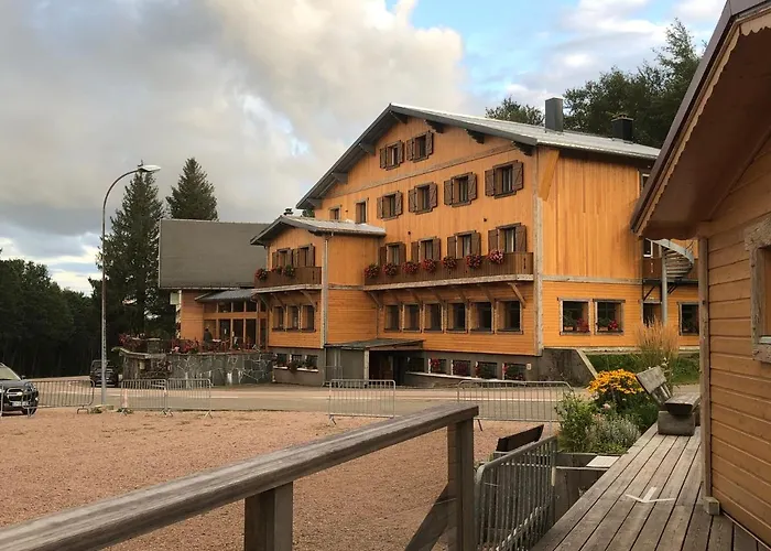 Hôtel Restaurant Wolf