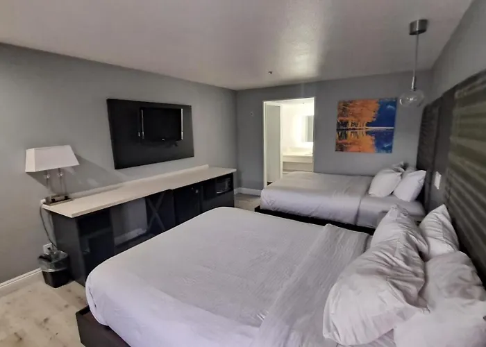 Clarion Pointe El Cajon San Diego East
