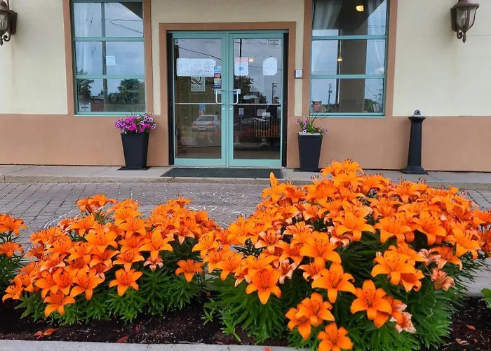 Quality Inn & Suites Gananoque 1000 Islands