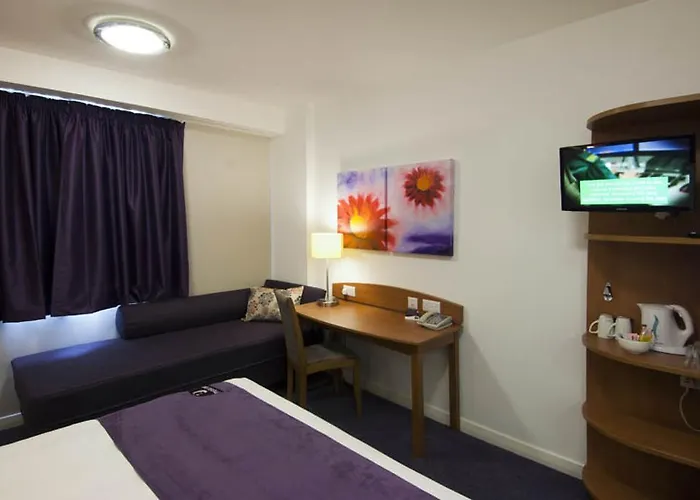 Premier Inn Southampton West Quay