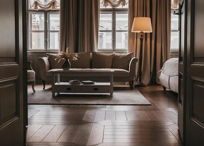 Room42 - Suites & Apartments