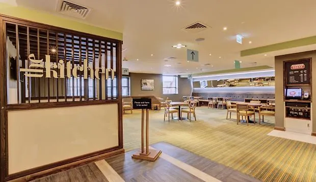 Premier Inn Horsham Town Centre