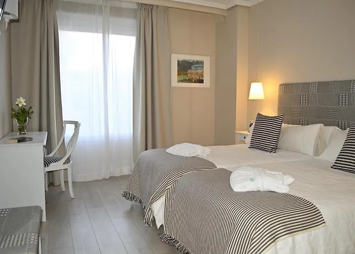 Ares Hotel