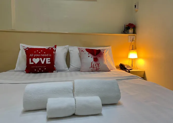 Linda Rooms