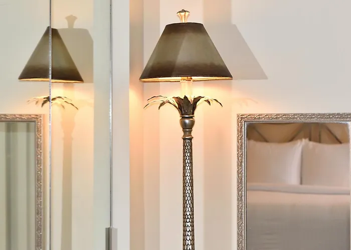 Hotel Lombardy