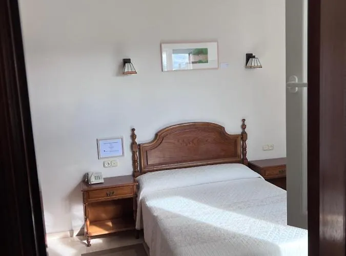 Hotel Serantes