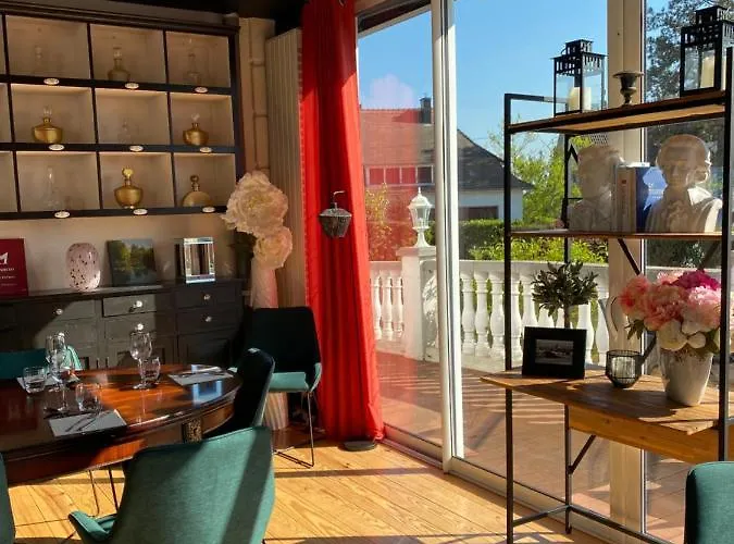 LA VILLA Hôtel-Restaurant
