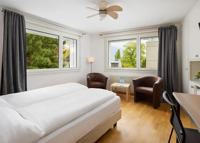 Hotel Bon Port Montreux