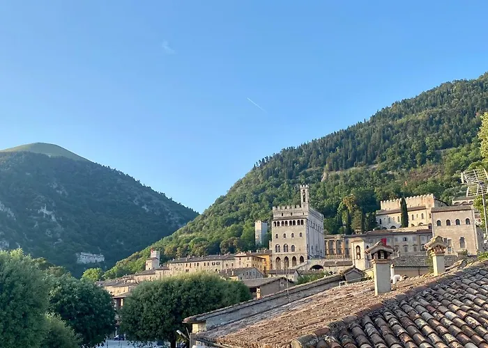 Hotel San Francesco E Il Lupo