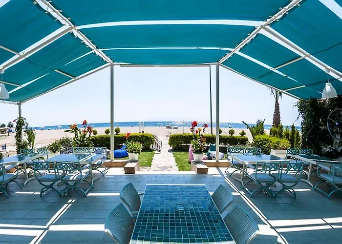 Colophon Beach Otel