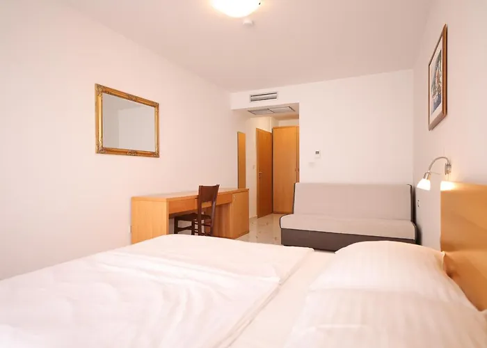 Depadansa Hotel Lucija***