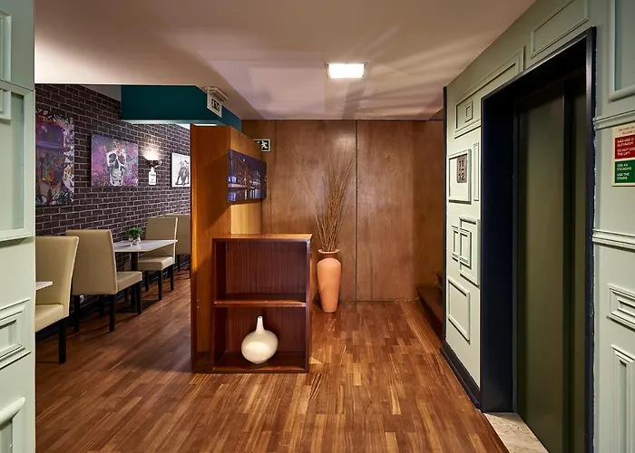 Galeria Suite Hotel