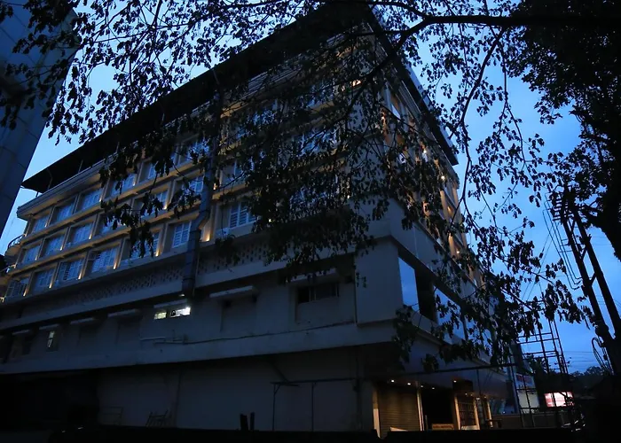 Hotel Bekal International