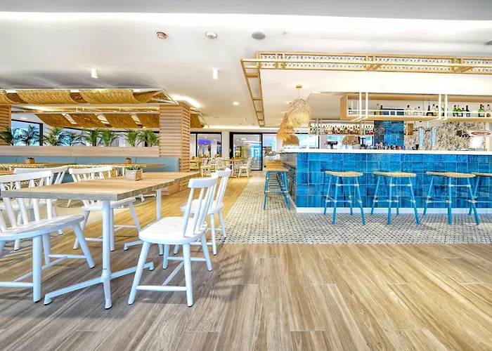 Broncemar Beach Suites