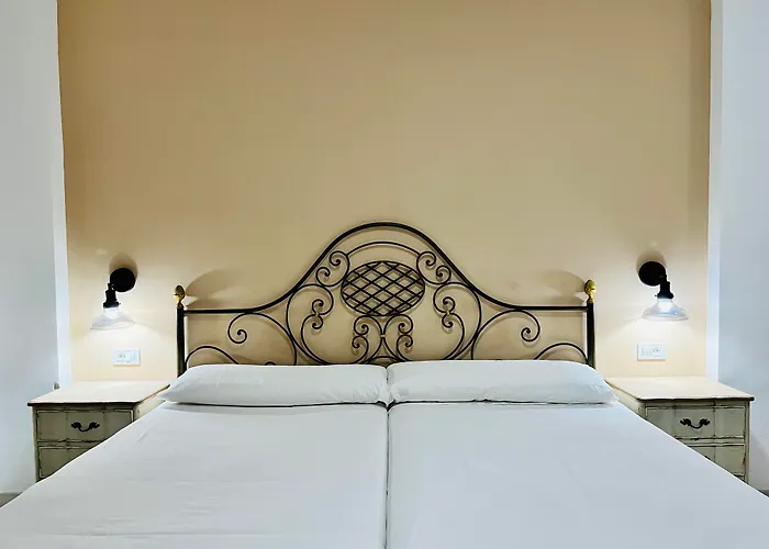Apartamentos Frontera