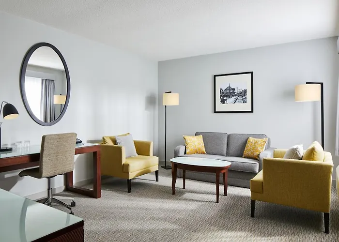 Delta Hotels By Marriott Cheshunt